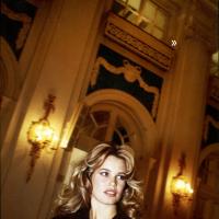 30_Claudia_Schiffer